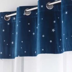 Voilage Phosphorescent Enfant (140 X 240 Cm) Moonlight Bleu -Meubles Pour Enfants panneau a oeillets 140 x 240 cm voile sable top velours phosphor moonlight bleu 117889 1656420125