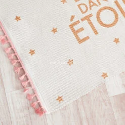 Tapis (90 Cm) La Tête Dans Les étoiles Or -Meubles Pour Enfants tapis 90 cm la tete dans les etoiles or 64237 1